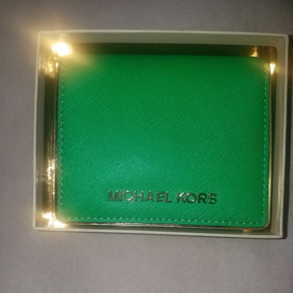 Micheal Kors Flap Card Holder